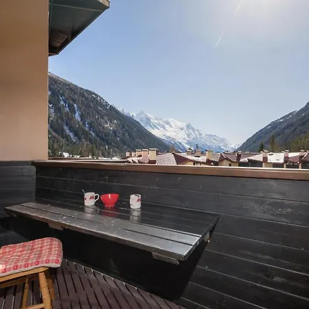 Sainte-foy-l'argentiere Sleeps 4 T607781 Chamonix