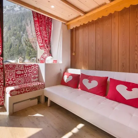 Sainte-foy-l'argentiere Sleeps 4 T607781 Apartament Chamonix