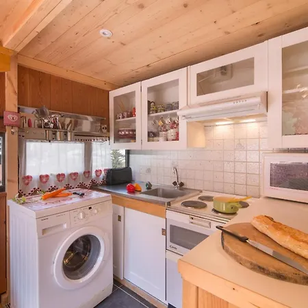 Sainte-foy-l'argentiere Sleeps 4 T607781 * Chamonix
